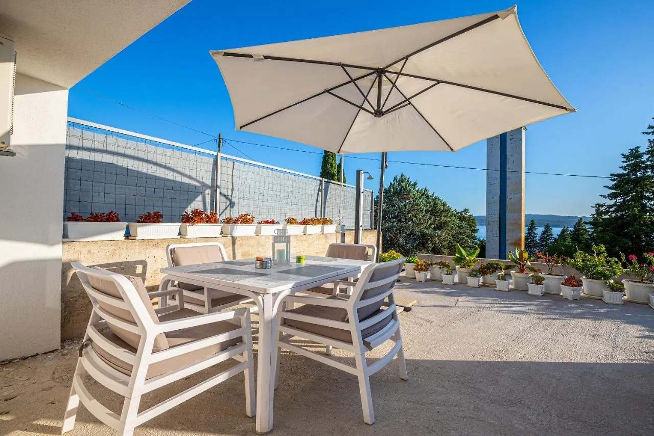 Apartment Rippl Crikvenica 0*,  Kroatien